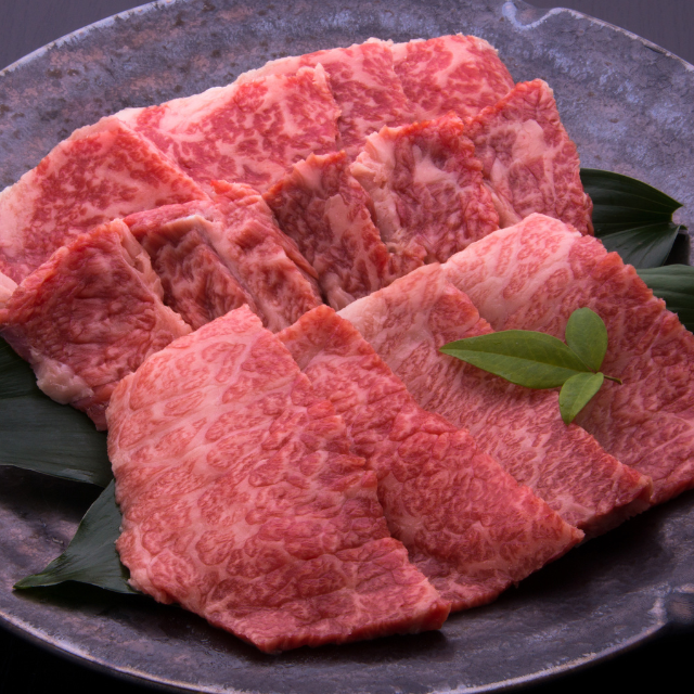 高級焼肉屋で…女性「特上カルビと黒毛和牛と～あ！これも」男性「…」席に着くなり”大量注文”する女性！？⇒その後…女性が【まさかの行動】をとる！？