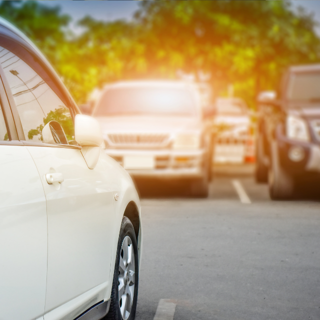 パン屋の駐車場に“客ではない”人物が連日駐車…！？店員「当店をご利用いただいていないですよね？」問い詰めた結果→【まさかの言い分】に絶句…